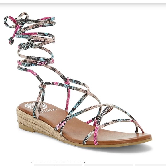 VINCE CAMUTO PRASETTA ANKLE-WRAP WEDGE SANDAL. - Picture 2 of 13